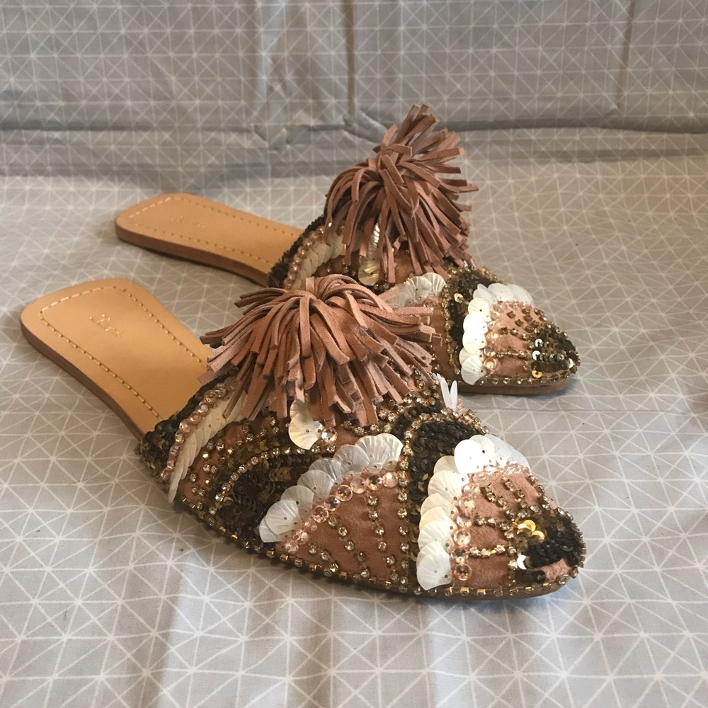 Llani Anthro Brown Pom Beaded Room Slide 40